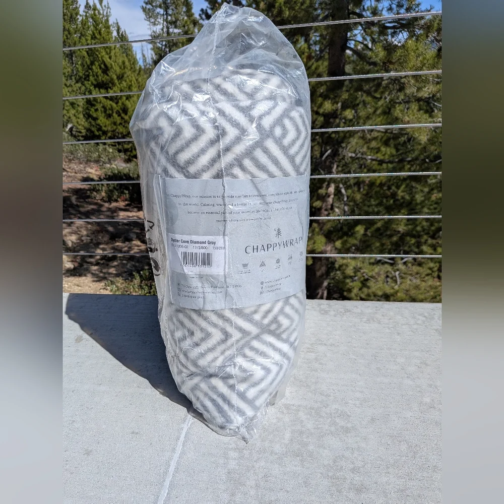 ChappyWrap Original Size Blanket Oyster Cove Diamond Gray - Picture 4 of 6